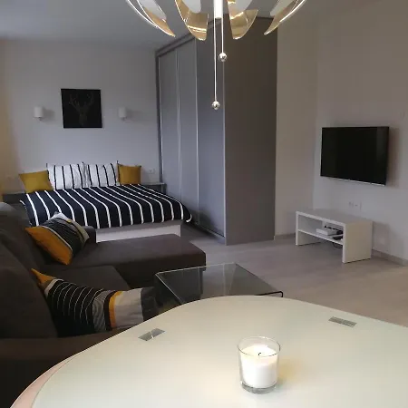 Oasis Banovo Brdo-ada Ciganlija Apartment